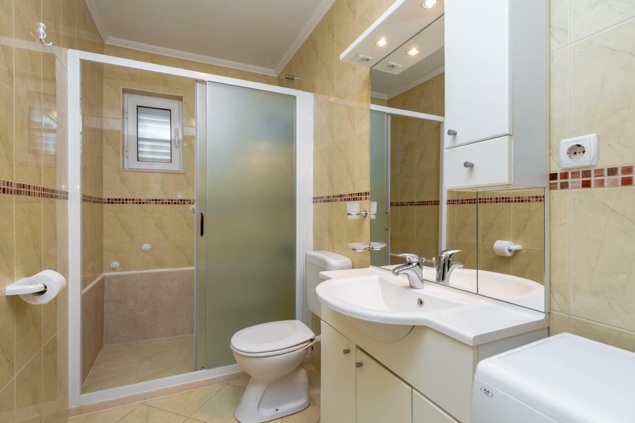 Apartment Ammor With Free Parking Дубровник Екстер'єр фото
